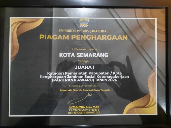 Pemkot Semarang Raih Penghargaan Paritrana Award 2024