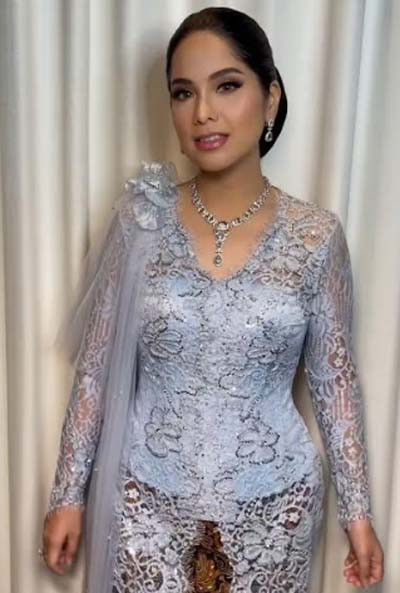Potret Cantik Annisa Pohan saat Hadiri Pelantikan AHY sebagai Menteri ATR