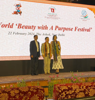 5 Potret Audrey Vanessa Tampil di Presentasi Miss World 2024, Dibalut Gaun Tenun dari Livette