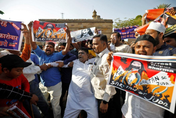 Bagaimana Ujaran Kebencian Anti-Muslim Menyebar di India?