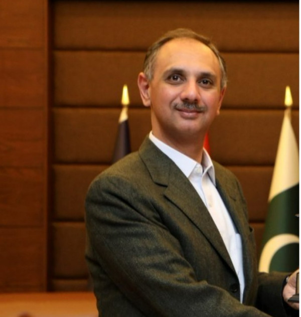 Shehbaz Sharif Vs Omar Ayub Khan, Siapa yang Akan Menjadi PM Baru Pakistan?