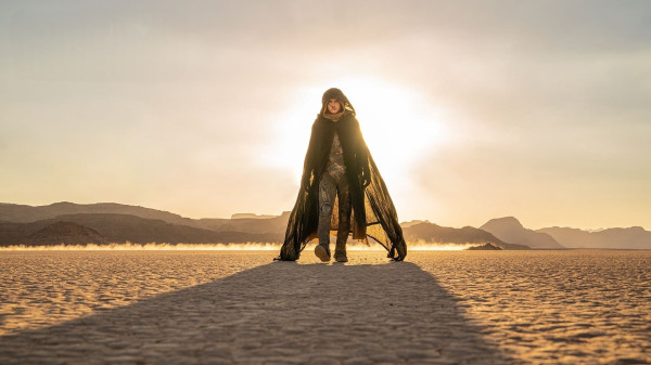 CERMIN: Betulkah Denis Villeneuve Mereduksi Nilai-Nilai Islam dalam Dune?