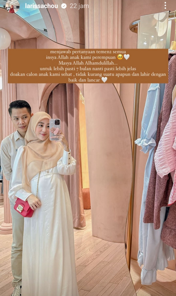 Larissa Chou Umumkan Hamil Anak Perempuan di Usia Kandungan 5 Bulan