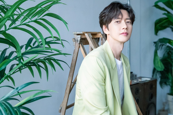8 Idol dan Aktor Korea Bebas Wamil karena Masalah Kesehatan, Terbaru S.Coups