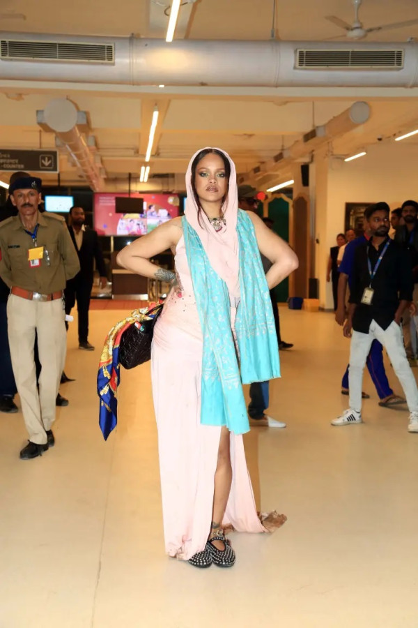 Penampilan Rihanna di Pesta Pranikah Anak Orang Terkaya India Disebut Malas dan Membosankan