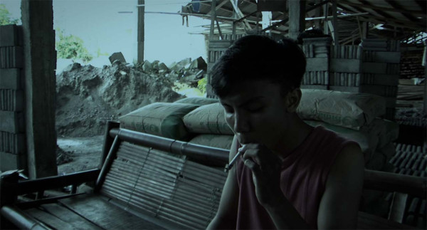Review Film Joko: Relasi Kuasa, Pedofilia, dan Kecemerlangan Rukman Rosadi