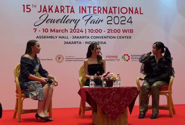 Ikut Ramaikan Jakarta International Jewellery Fair, Lotus Siap Ekspansi