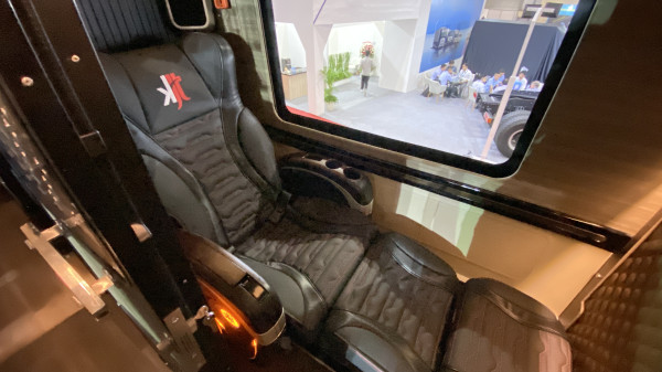 Mewah! Bus Baru PO Kencana Mejeng di GIICOMVEC 2024, Harganya Tembus Rp3,9 Miliar
