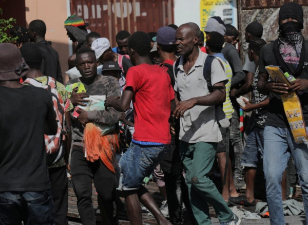 Bagaimana Geng Bersenjata Mampu Mengendalikan Pemerintah dan Militer Haiti?