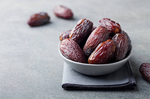 8 Jenis Buah Kurma yang Populer dan Cocok Dijadikan Takjil