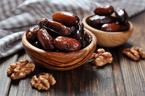 8 Jenis Buah Kurma yang Populer dan Cocok Dijadikan Takjil