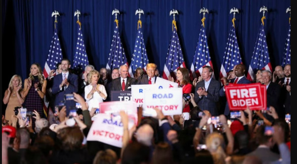 Mengapa Makin Banyak Warga Kulit Hitam AS Mendukung Donald Trump?