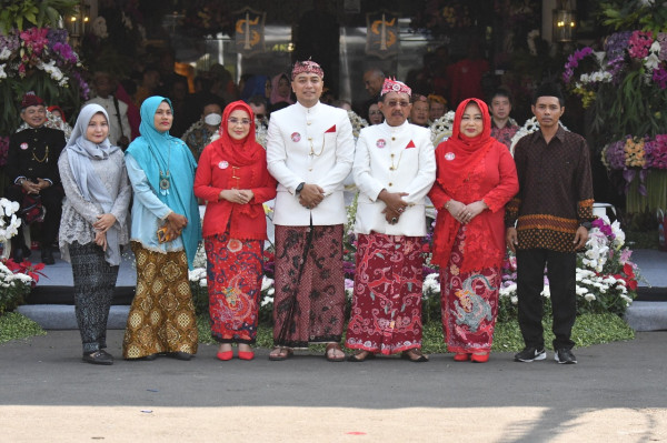 Seabrek Capaian Program dan Segudang Prestasi selama 3 Tahun Kepemimpinan Eri Cahyadi-Armuji