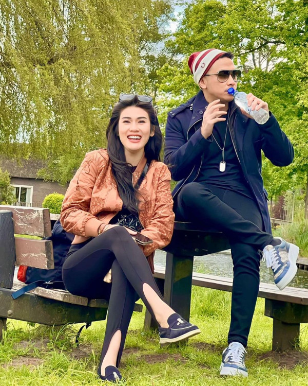 Profil Anggi Pratama Suami Stevie Agnecya yang Bekerja sebagai Pilot