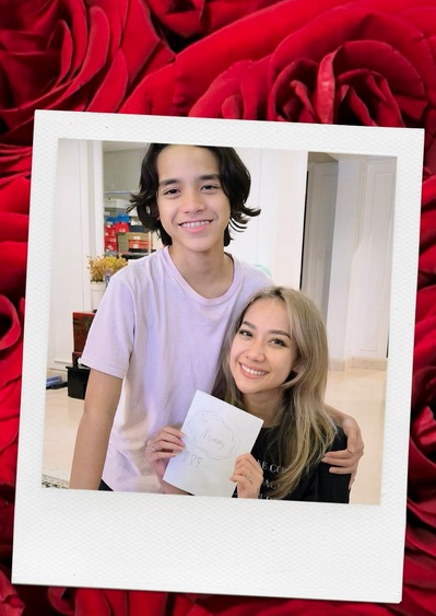 Foto-Foto BCL Ulang Tahun, Dapat Kado Terindah dari Suami dan Anak