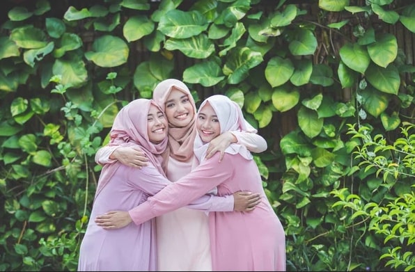 10 Tipe Pertemanan menurut Al-Qur'an, Kamu Punya yang Mana?