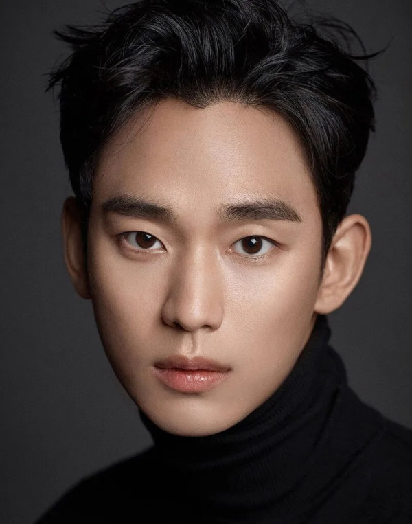 Terungkap Alasan Kim Sae Ron Sebar Foto Mesra Bareng Kim Soo Hyun