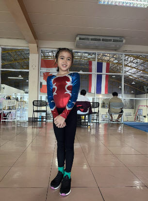 Bikin Bangga, Siswi Indonesia Berusia 8 Tahun Raih 3 Emas Kejuaraan Gymnastik di Bangkok