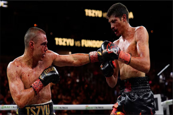 Tim Tszyu Kehilangan Sabuk Juara WBO, Telan Kekalahan Pertama dalam Duel Berdarah di T-Mobile Arena