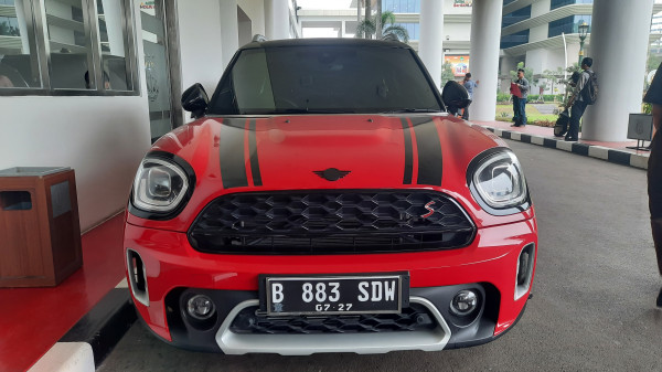 Rolls Royce dan Mini Cooper Sandra Dewi - Harvey Moeis Bakal Dilelang Kejagung Jika Terbukti Hasil Korupsi