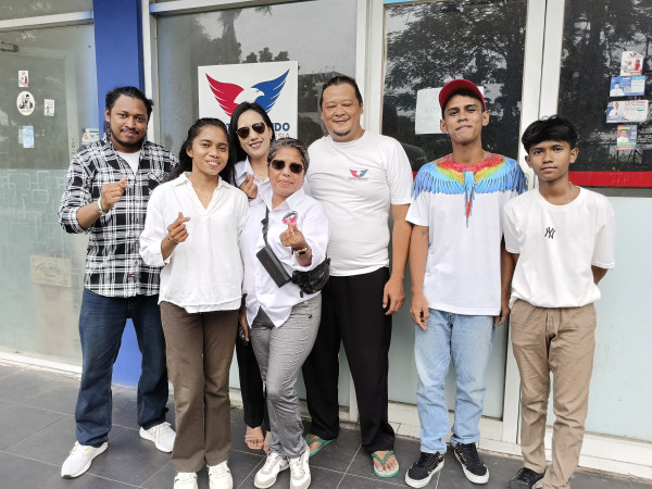 RPA Perindo Bagi-bagi Takjil di Cibinong Bogor