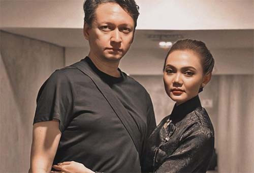 8 Artis Cantik Indonesia yang Menikah dengan Bule, Nomor 5 Isyaratkan Sudah Cerai