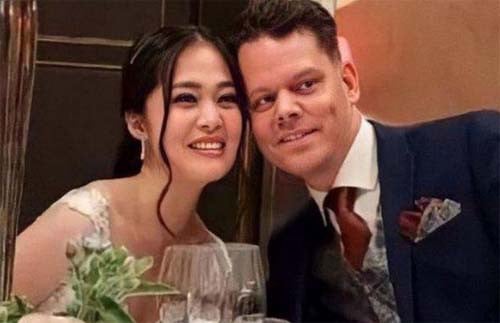 8 Artis Cantik Indonesia yang Menikah dengan Bule, Nomor 5 Isyaratkan Sudah Cerai