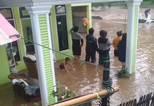 Banjir dan Longsor Terjang Kota Bitung, 1.786 Jiwa di 7 Kecamatan Terdampak