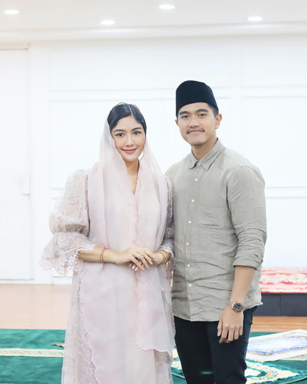 5 Rekomendasi Outfit Lebaran Hari Kedua ala Erina Gudono, Cocok untuk ke Rumah Mertua