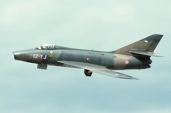 12 Jet Tempur Andalan Prancis