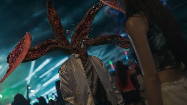 7 Perbedaan Besar Parasyte: The Grey dengan Animenya