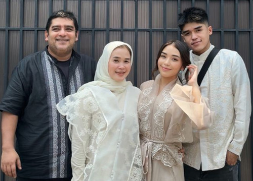 7 Potret Lebaran para Artis di Tahun 2024, Beby Tsabina hingga Maudy Ayunda