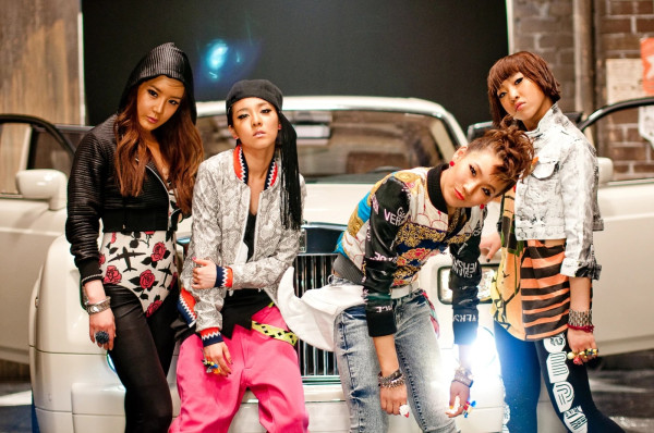 10 Girl Group K-Pop dengan Lagu Nomor 1 Terbanyak di MelOn Chart