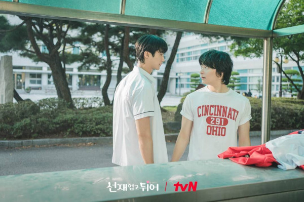 7 Teori Drakor Lovely Runner, dari Hilangnya Tae-sung hingga Sopir Misterius
