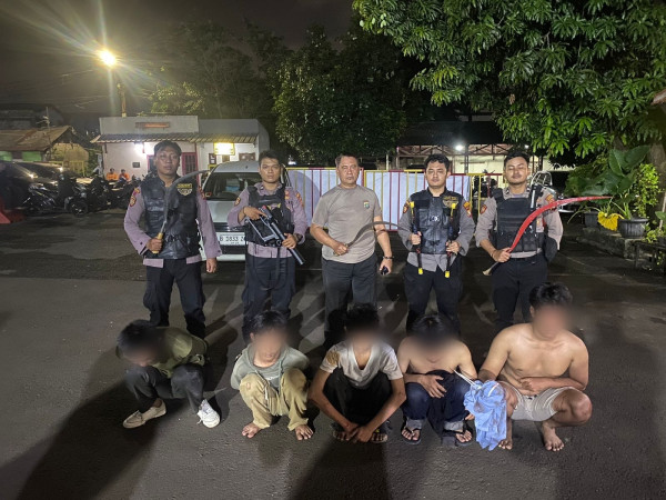 12 Remaja Diamankan, Celurit hingga Pedang Disita