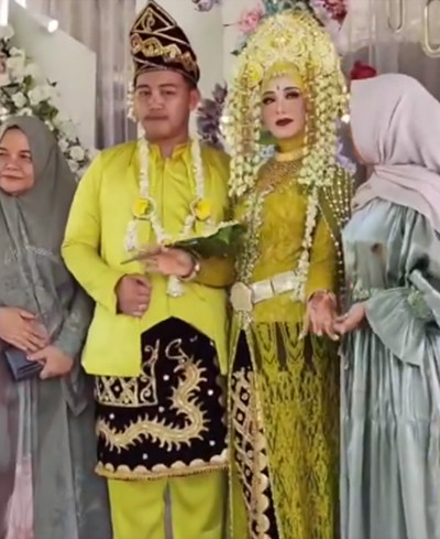 Viral! Pengantin Wanita Diduga Kesurupan saat di Pelaminan, Mendadak Jadi Penari
