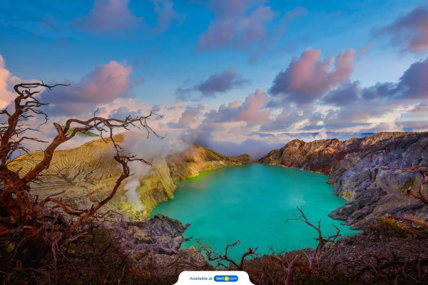5 Fakta Api Biru di Kawah Ijen, Fenomena Alam Langka yang Hanya Ada Dua di Dunia