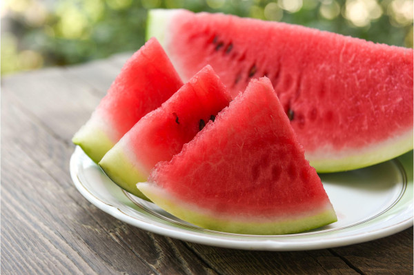 7 Buah yang Cepat Turunkan Berat Badan, Rendah Kalori dan Tinggi Serat