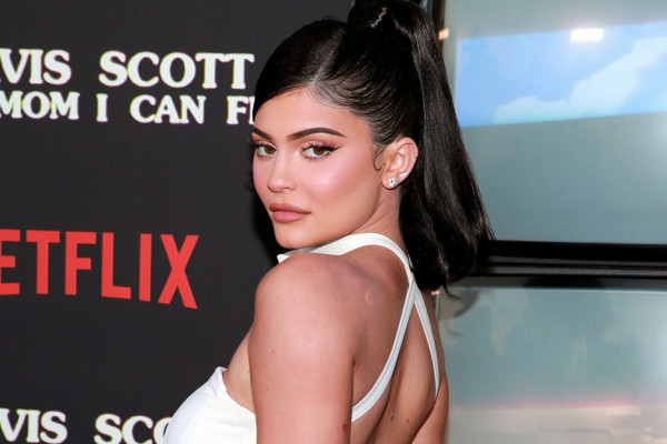 7 Artis Hollywood Pernah Jadi Korban Bullying, Ceritanya Menyedihkan