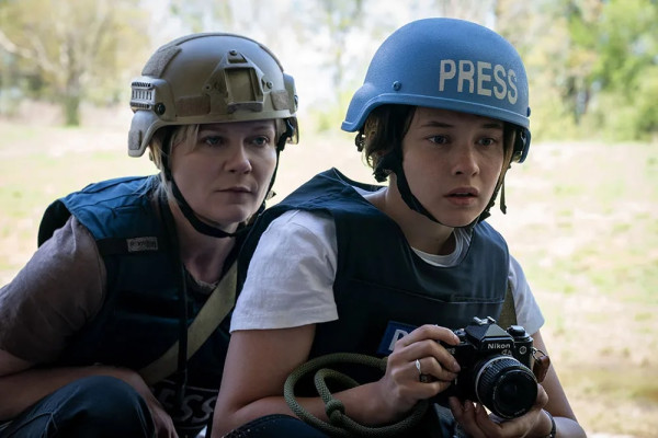 Review Film Civil War: Horor Perang Saudara di Mata Jurnalis Foto