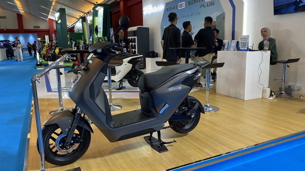 Nggak Yakin Kemampuan Motor Listrik Honda EM1 e: Harga Rp40 Jutaan? Bisa Test Ride di PEVS 2024