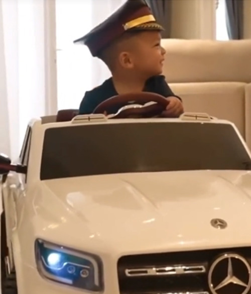 Nikita Willy Pilih Belikan Anak Mobil-Mobilan Meskipun Kaya Raya, Atta dan Aurel Auto Kena Sindir