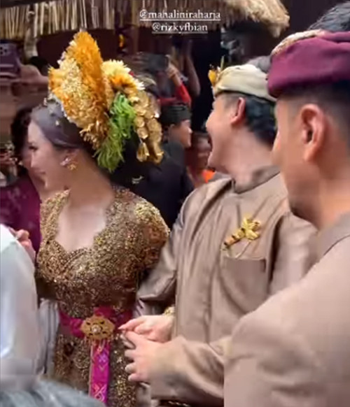 Foto-Foto Mahalini dan Rizky Febian Jalani Prosesi Adat Pernikahan di Bali