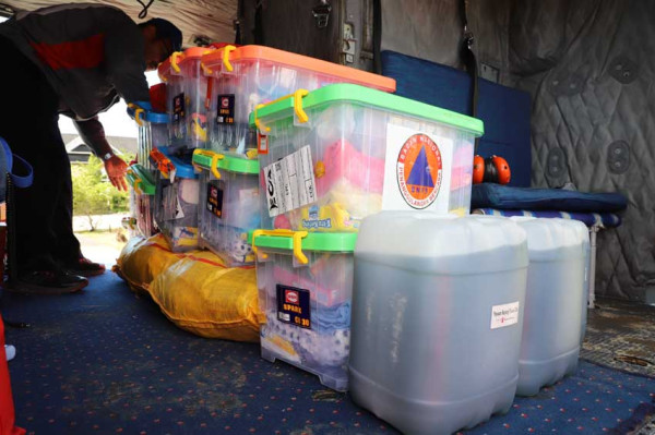 BNPB Gelar Operasi Udara, Distribusi Logistik dan Evakuasi Pasien Terisolir Banjir dan Longsor Luwu