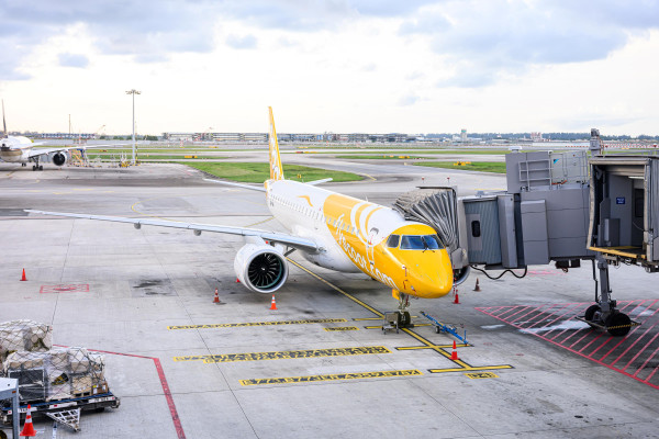 Pesawat Pertama Scoot Embraer E190-E2 Terbang Perdana ke Krabi dan Hat Yai