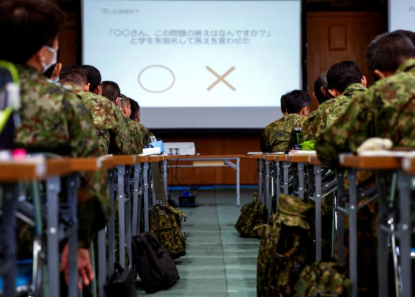 Militer Jepang Ingin Merekrut Lebih Banyak Perempuan Jadi Prajuit, tapi Menghadapi Banyak Kendala