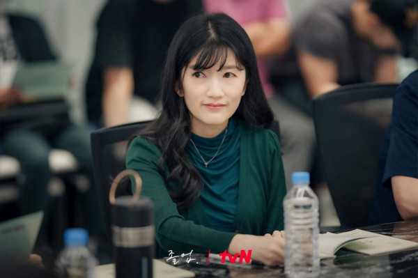 Biodata dan Profil 15 Pemain The Midnight Romance in Hagwon, Drakor Noona Romance Terbaru