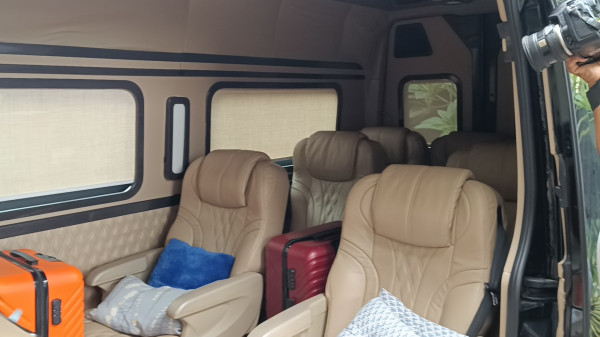 Penampakan Mercedes Benz Sprinter Syahrul Yasin Limpo yang Disita KPK