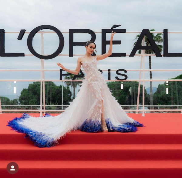 3 Foto Cinta Laura Kenakan Dress Ekor Panjang di Cannes Film Festival 2024, Terinspirasi Jalak Bali