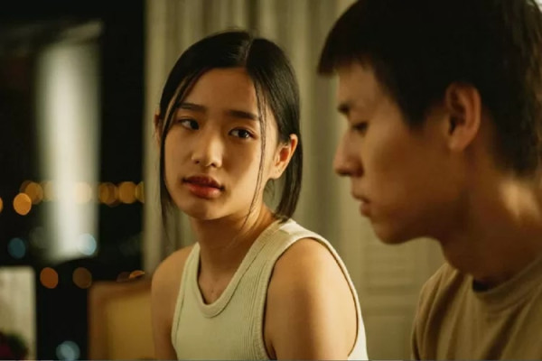 Profil dan Biodata 7 Pemain Film How to Make Millions Before Grandma Dies